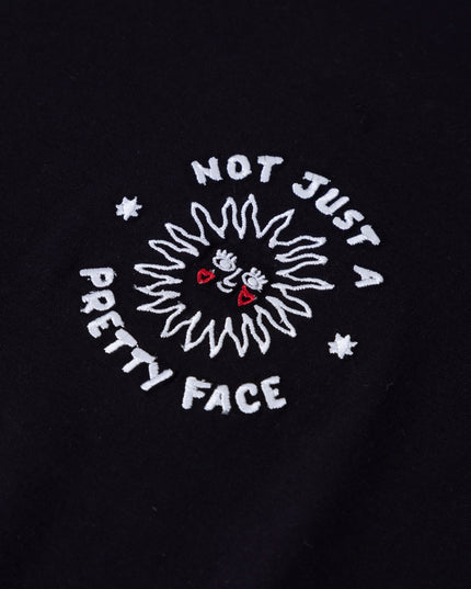 Camiseta Pretty Black