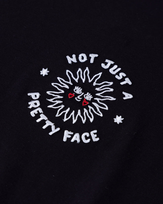 Camiseta Pretty Black